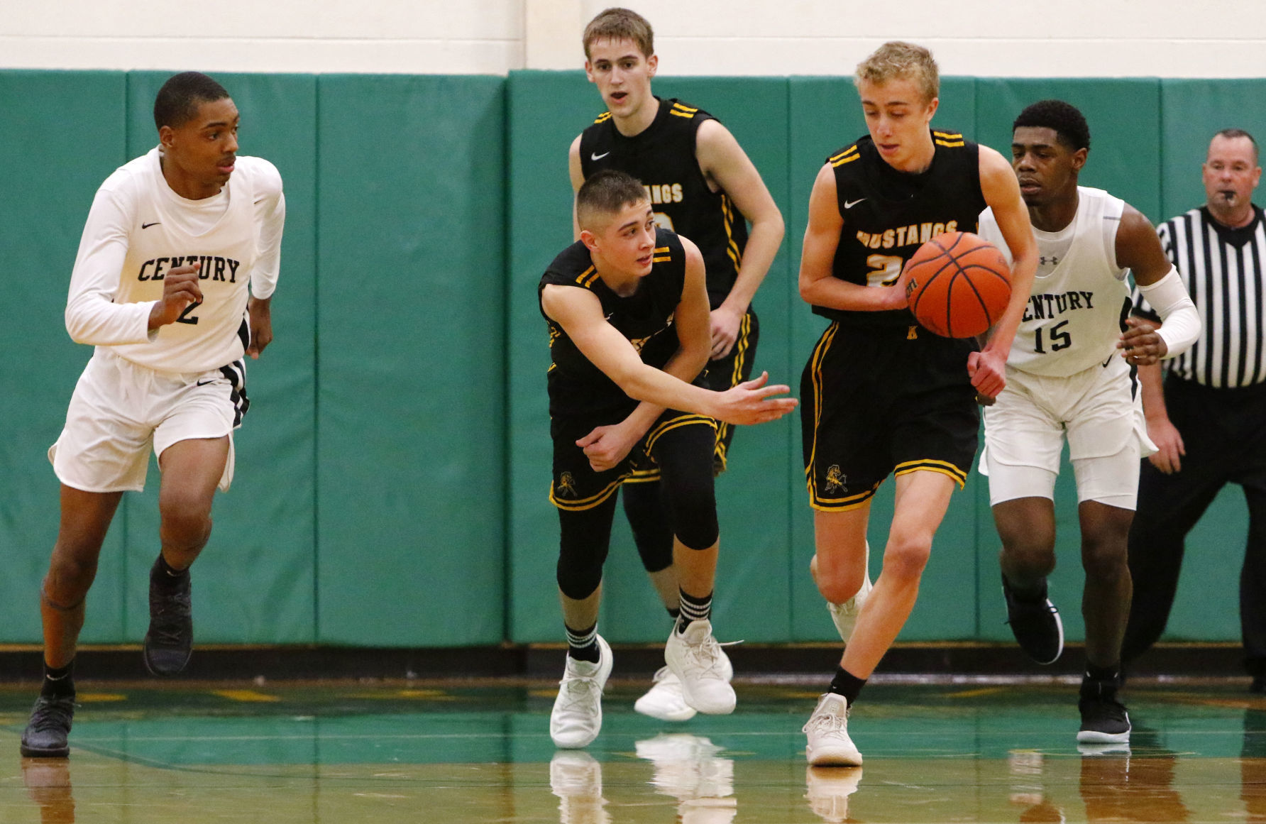 Boys basketball Class A sectional final - Kouts vs. 21st Century